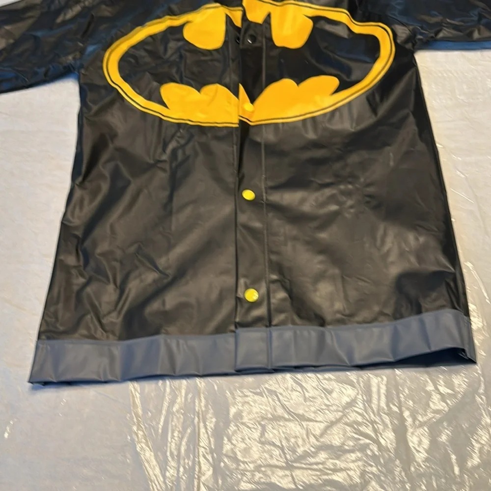 NWOT Boys Batman Rain Jacket Color: Black, Gray And Yellow. Size M Age 4-5